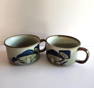 Otagiri Vintage 2 Mug Soup Bowls w/Mushrooms Speckled Beige Blue ~ Unmarked - Picture 1 of 9