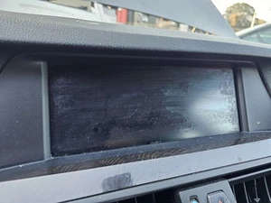 2011-2016 BMW 535i DISPLAY SCREEN: SCRACTHES ON SCREEN - Picture 1 of 12