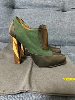 FENDI 女式短靴 38 黑色 X 绿色正品 — 第 1/4 张图片