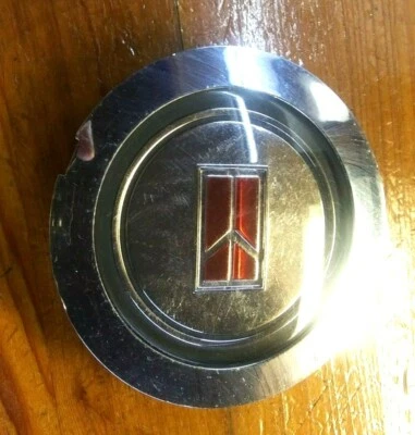 ++ Oldsmobile Ciera, Delta 88, Calais, Firenza HubCap Wheel Cover Emblem 3 1/4" - Image 1 of 3