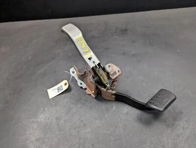 Pedal de freno 2018 Toyota RAV4 47110-0R070 2013 2014 2015 2016 2017 Foto 1 de 4