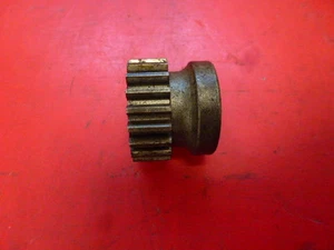 TRIUMPH 3HW timing side gear 70-498 WD NOS - Picture 1 of 2