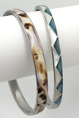 2 pulseras brazalete con incrustaciones de carcasa abulón y caracola 7,5" Foto 1 de 4