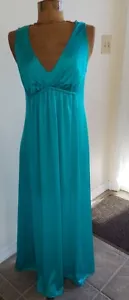 Vintage Vanity Fair Womens Green Nylon Sleeveless Nightgown Size 34 - Picture 1 of 4
