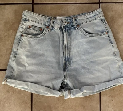 Pantalones cortos vaqueros de tiro medio Zara talla 28 Foto 1 de 4