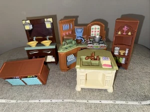 Fisher Price Loving Family Five Piece Set Kitchen Bathroom & Bookshelf (damaged) - Picture 1 of 10