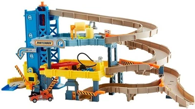 Matchbox 4-Level Garage Playset - Tow Truck, Spiral Ramp, Elevator & Car Wash - Image 1 of 4