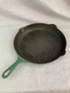 Le Creuset Skillet 12in #30 Cast Iron Double Spout Fry Pan France- Forrest Green - Picture 1 of 11