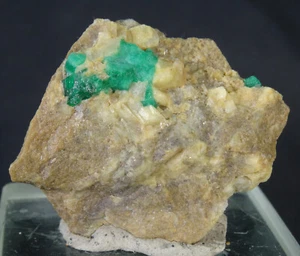 NATURAL EMERALD -85 Carats Natural Emerald Mineral, Feldspar Afghanistan, (CV-8) - Picture 1 of 5
