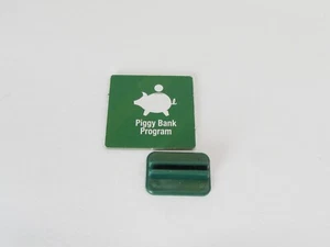 Green player w/stand Replacement part for Charge Large Hasbro board game 2009 - Picture 1 of 2