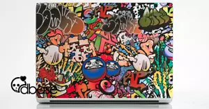 Laptop Notebook Mac Stickerbomb Vinile Pelle Adesivo Protezione - P&P Gratis - Foto 1 di 1