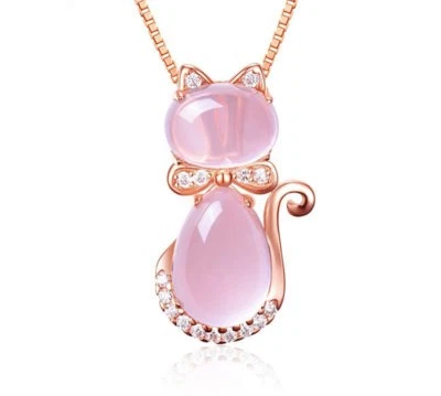  Ожерелье с подвеской в форме кошки с розовым камнем лотосом покрытие розовым золотом - Изображение 1 из 3