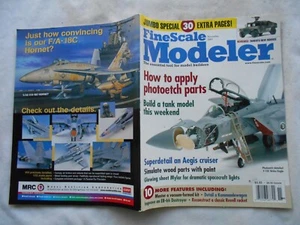 FineScale Modeler Magazine-NOVEMBER 2003 - Picture 1 of 2