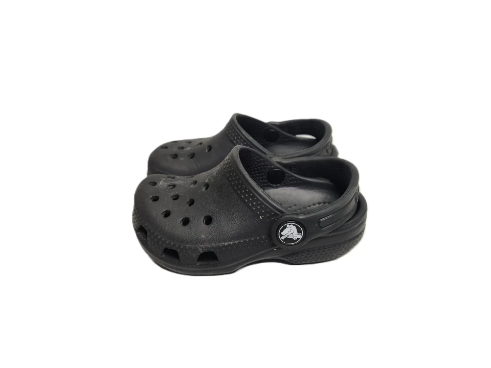 Crocs Classic Littles Clogs Slip On Sandals Shoes Solid Black Mens Size 7 - Imagem 1 de 4