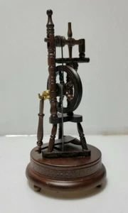 Music Box Sewing Loom - Picture 1 of 6