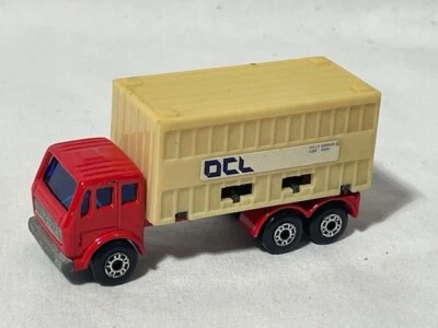 Matchbox Superfast Mercedes Container Truck, OCL, Red, 1/64 - Image 1 of 2