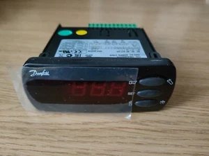 Controllore di temperatura Danfoss EKC 202D1 - Foto 1 di 4