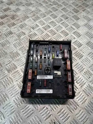 Scatola fusibili Seat Alhambra 710, 711 3C0937125A 2.00 Diesel 2013 32454784 - Immagine 1 di 2