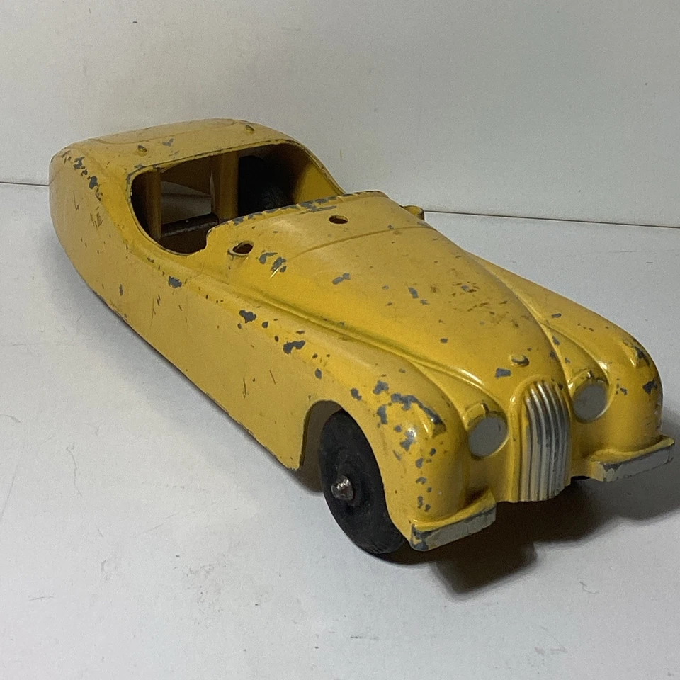 Coche de caza Hubley Kiddie juguete amarillo 7” #455 Jaguar de colección hecho en EE. UU. años 50 Foto 1 de 4