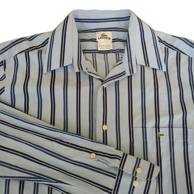 Camisa masculina manga longa listrada azul ajuste regular com botões Lacoste tamanho M (40) - Imagem 1 de 4