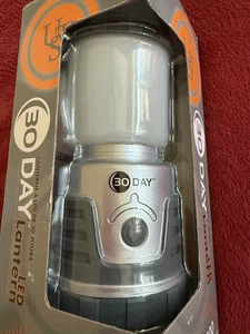 30 Day LED Lantern 300 Lumens Portable D Batteries Not Included New NIB - Bild 1 von 6