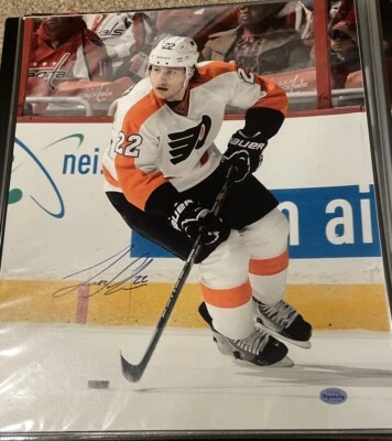 Foto Flyers assinada por Luke Schenn 16x20 autografada NHL - Imagem 1 de 2