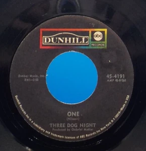 Three Dog Night 45 One / Chest Fever - NM H3 - Bild 1 von 2