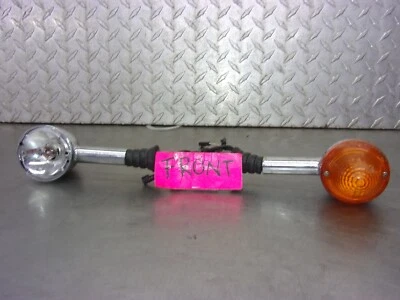 956 A TRIUMPH BONNEVILLE 800 2004 OEM INTERMITENTE LUZ INDICADORA IZQUIERDA Y DERECHA Foto 1 de 4