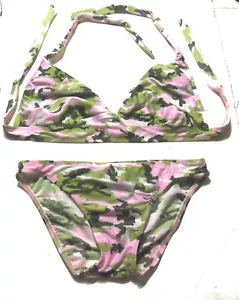 Bikini halter estampado camuflaje militar verde y rosa melocotones frescos talla grande - Imagen 1 de 4