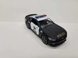 2015 Ford Mustang GT Police Kinsmart Spielzeugauto Modell Maßstab 1:38 Druckguss offene Türen - Bild 1 von 2