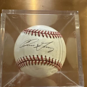 Chris Gomez , Detroit Tigers Signed Baseball - Picture 1 of 3