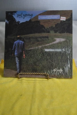 Виниловая термоусадочная наклейка Neil Young Old Ways LP Geffen 1985 EX+ ЧИСТАЯ! - Изображение 1 из 4