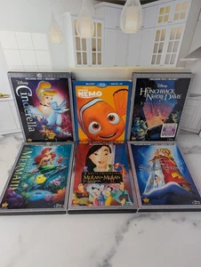 Disney 8 Film Blu-Ray Sammlung 6 Hüllen mit Schonbezügen Cinderella Glöckner - Bild 1 von 16
