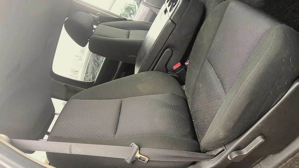 11 CHEVY SILVERADO 2500 Front Seat Passenger Manual Crew Cabebony19c - Imagem 1 de 4