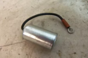 NOS OEM BOSCH IGNiTION CONDENSER CLASSIC Mercedes Benz Porsche # 1-237-330-049 - Foto 1 di 4