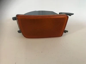feu clignotant avant droit volkswagen GOLF 3 - Picture 1 of 2