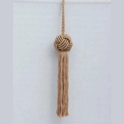 Borla de llave de rayón de 4 pulgadas para cualquier proyecto Foto 1 de 4