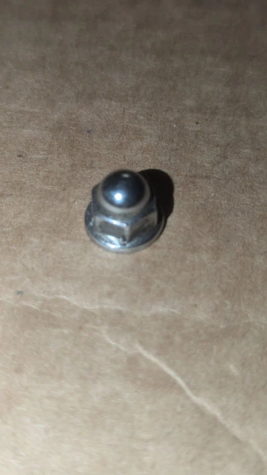 Cubierta de válvula Honda Acura tuerca de acero (1) Accord CRV Civic Integra Odyssey Passport Foto 1 de 4