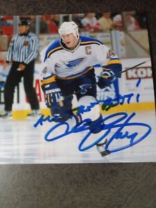CHRIS PRONGER Hand Signed Autograph 4X4 Photo - NHL HOF 2015 & 2 GOLD MEDALS 