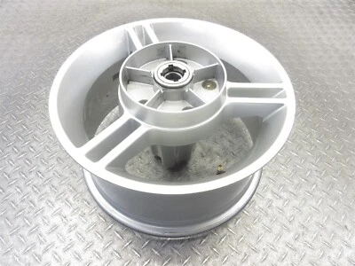 Llanta trasera Can-Am Spyder RT 2011 17x5 recta video real OEM Foto 1 de 4