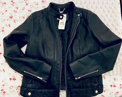 NUEVO CON ETIQUETAS COLE HAAN Chaqueta Moto Acolchada Piel de Cordero Cuero Negra Para Mujer Pequeña Firma Foto 1 de 4
