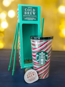 Starbucks Cold Brew Tumbler 16 oz Holiday Geschenkset mit Kaffeepad & 3 Strohhalmen ~ NEU - Bild 1 von 5