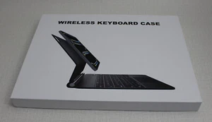 CHESONA iPad Pro 13" M4 2024 Tastiera Wireless Retroilluminata con Supporto Galleggiante - Foto 1 di 3