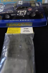 SCALEXTRIC W10565 UNDERPAN FRONT WHEELS - Picture 1 of 4