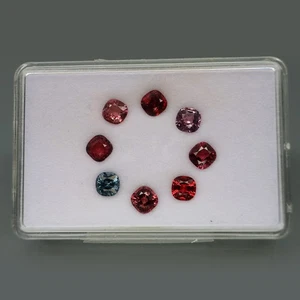 Cojín 5x5mm.Espinela Color Fantasía Natural Myanmar 8 Piezas/5.27Ct. - Imagen 1 de 6