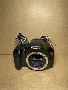 Canon EOS Rebel T2i 550D 18.0MP DSLR Camera body Tested and working - Picture 1 of 6