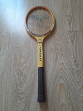 VINTAGE '70 SPALDING GONZALES WORLD CHAMPION PANCHO WOODEN TENNIS RACKET