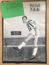 Signed card and unsigned picture of Don Howe the West Bromwich Albion footballer