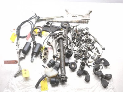 04 05 Suzuki GSXR 600 750 Miscellaneous Parts Master Hardware Bolt Kit - Image 1 of 4