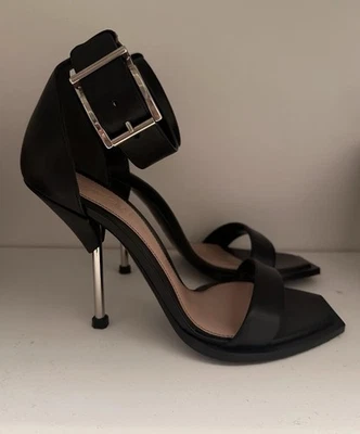 Alexander McQueen женщин серебряный каблук размер 36 - Изображение 1 из 4